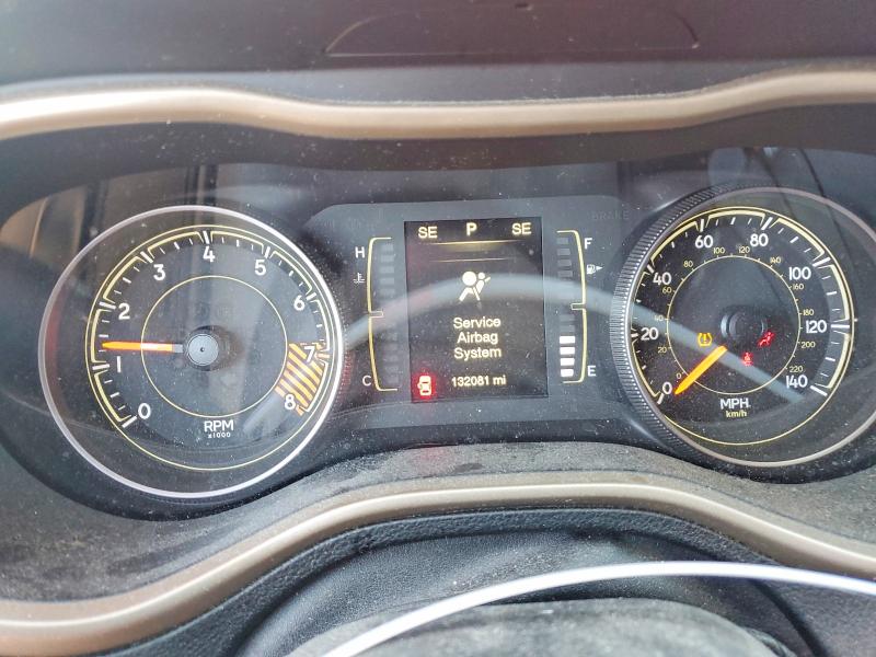 Foto 9 de la subasta – 2015 JEEP CHEROKEE con VIN 1C4PJMCSXFW589239
