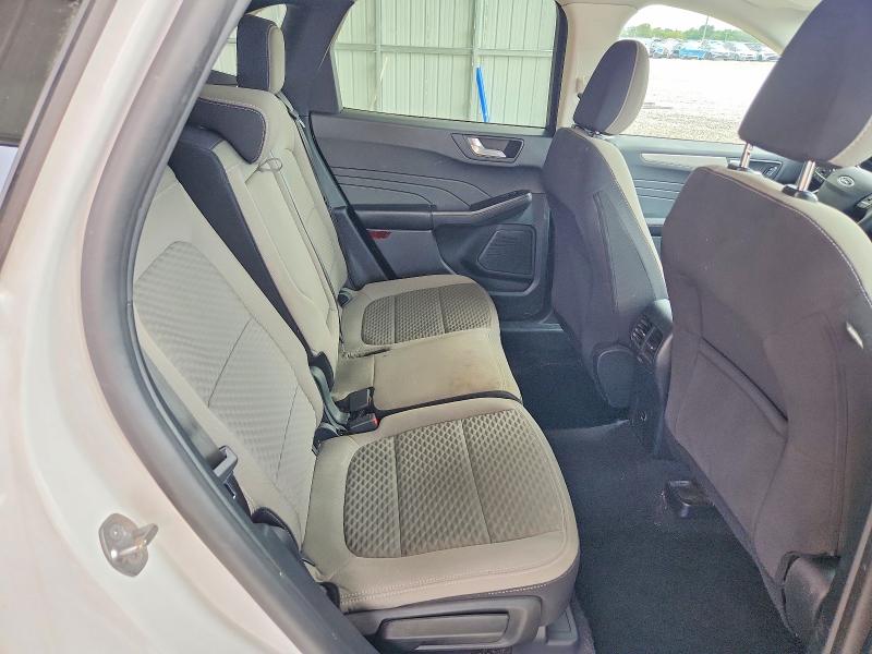 Photo 11 from auction – 2021 FORD ESCAPE with VIN 1FMCU9G63MUA10760