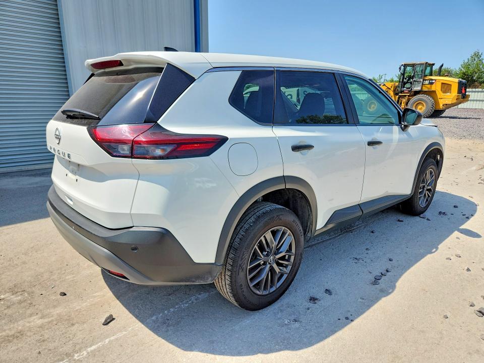 Photo 3 from auction – 2023 NISSAN ROGUE with VIN 5N1BT3AA2PC873892