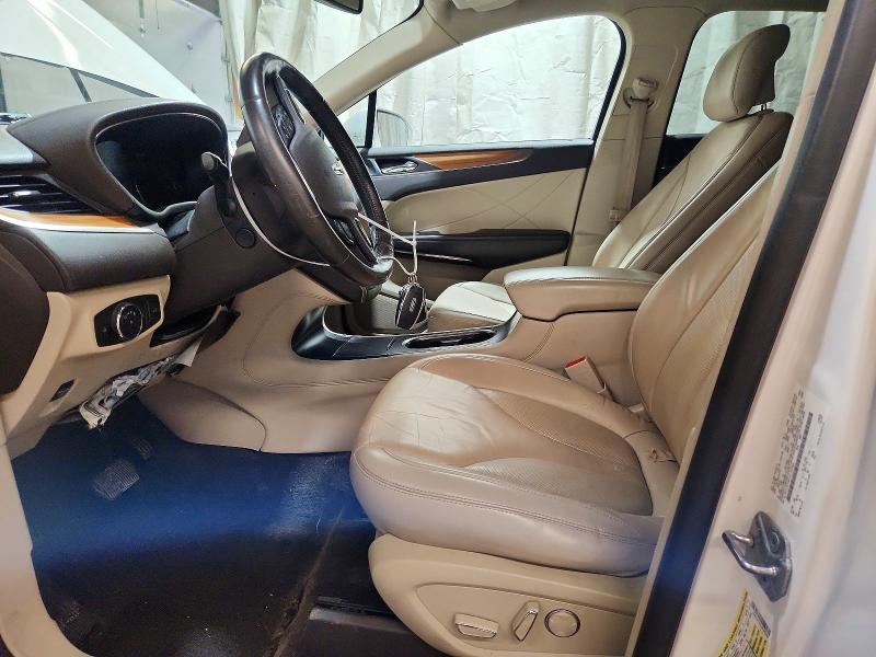 Photo 7 from auction – 2018 LINCOLN MKC with VIN 5LMCJ2C98JUL00386