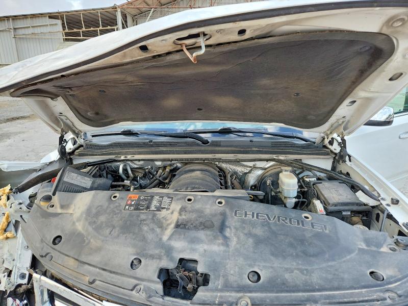 Photo 12 from auction – 2015 CHEVROLET SUBURBAN with VIN 1GNSKKKC2FR152962