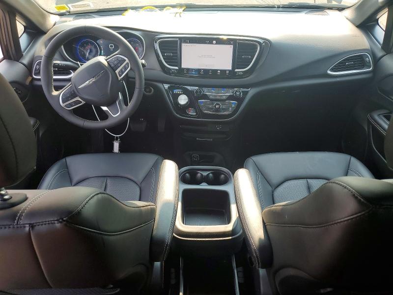 Photo 8 from auction – 2026 CHRYSLER PACIFICA with VIN 2C4RC1BG4TR277761