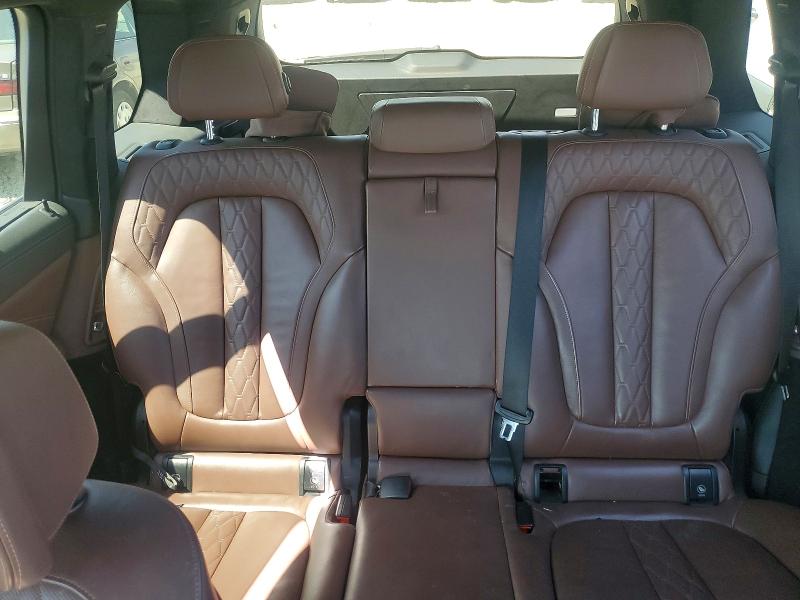 صورة رقم 10 من المزاد - 2021 BMW X7 مع VIN 5UXCW2C06M9E19606
