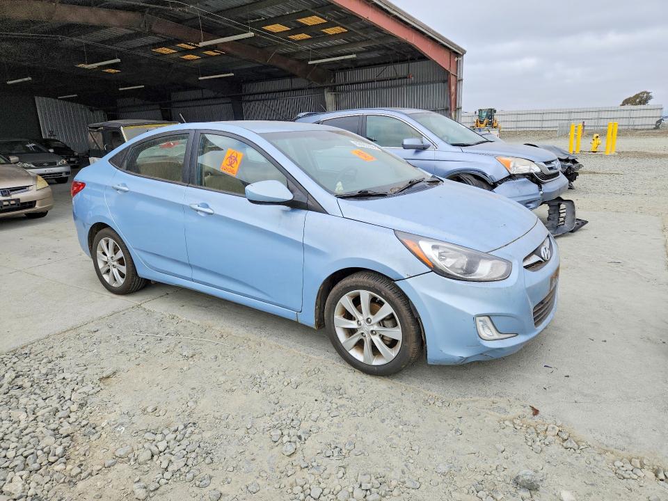 Photo 4 from auction – 2013 HYUNDAI ACCENT with VIN KMHCU4AE7DU459037