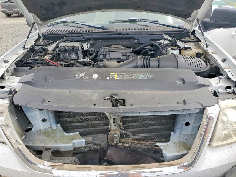 Photo 12 from auction – 2005 FORD EXPEDITION with VIN 1FMPU16505LB04596