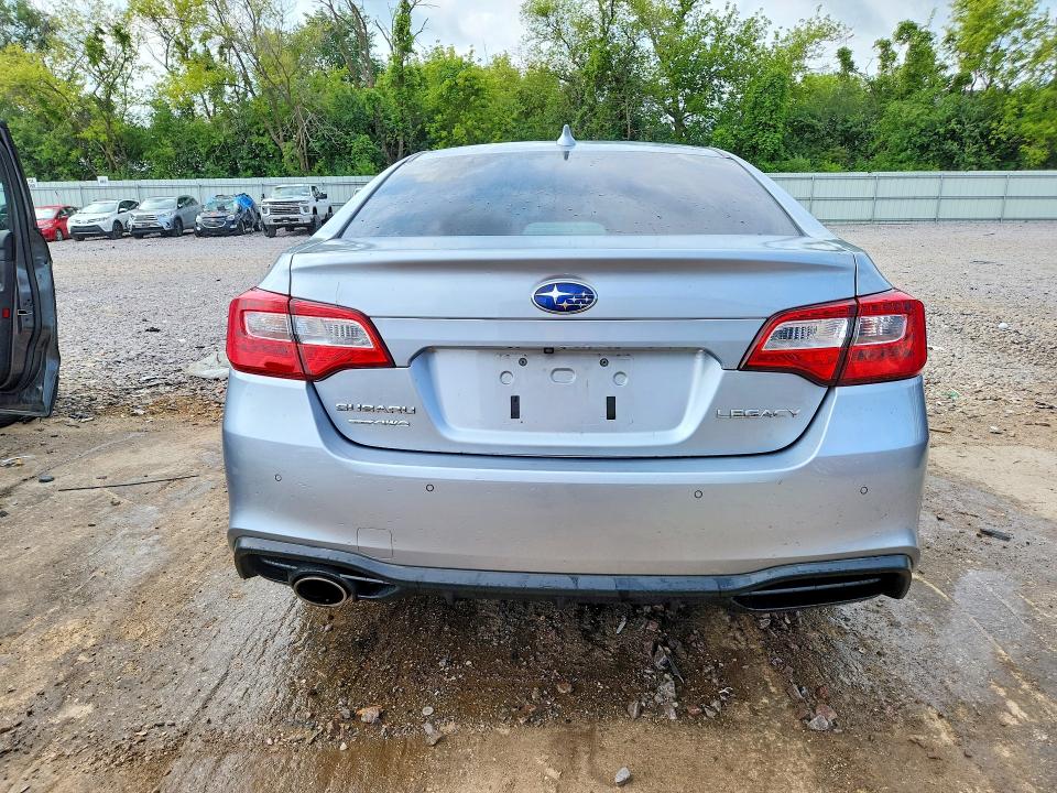 Photo 6 from auction – 2018 SUBARU LEGACY with VIN 4S3BNAN67J3031257