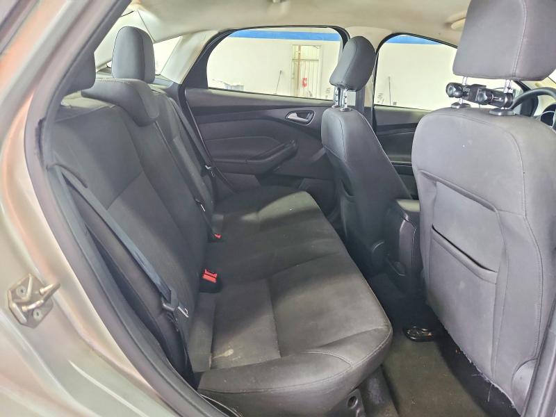 Photo 10 from auction – 2015 FORD FOCUS with VIN 1FADP3F26FL376402