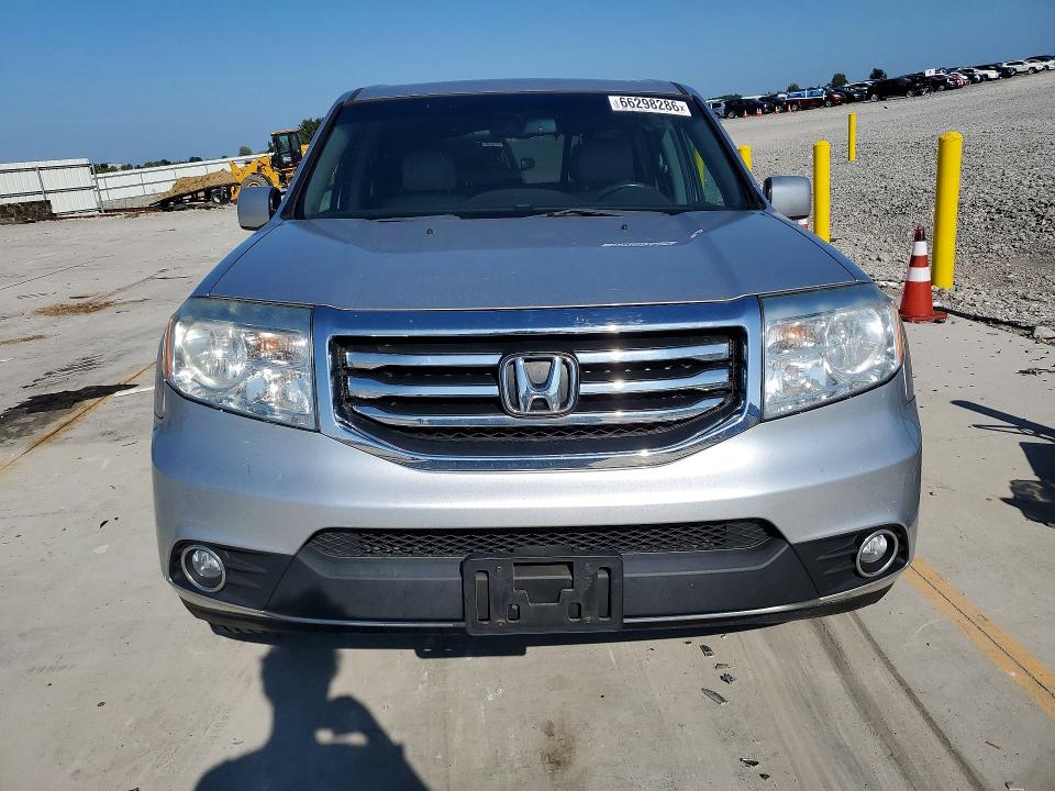 Снимка 5 от търг – 2014 HONDA PILOT с VIN 5FNYF4H52EB040114