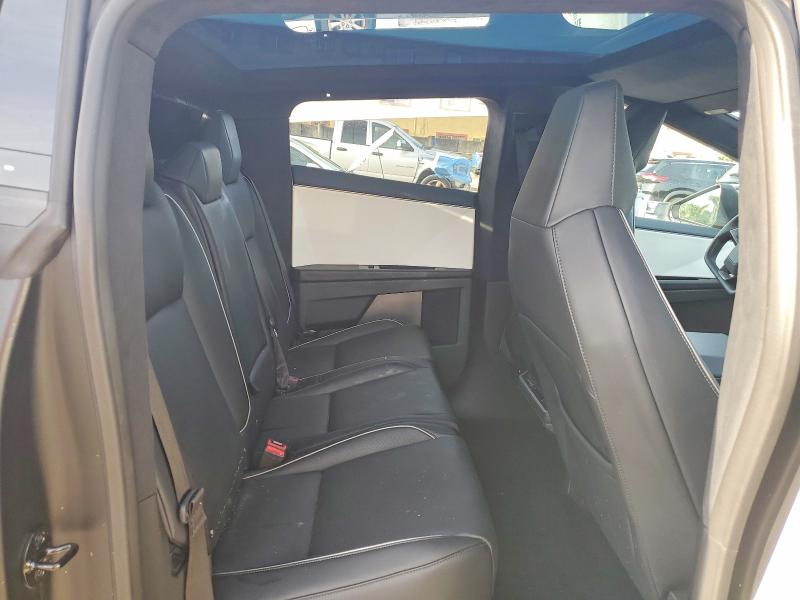Photo 10 from auction – 2024 TESLA CYBERTRUCK with VIN 7G2CEHED8RA009319
