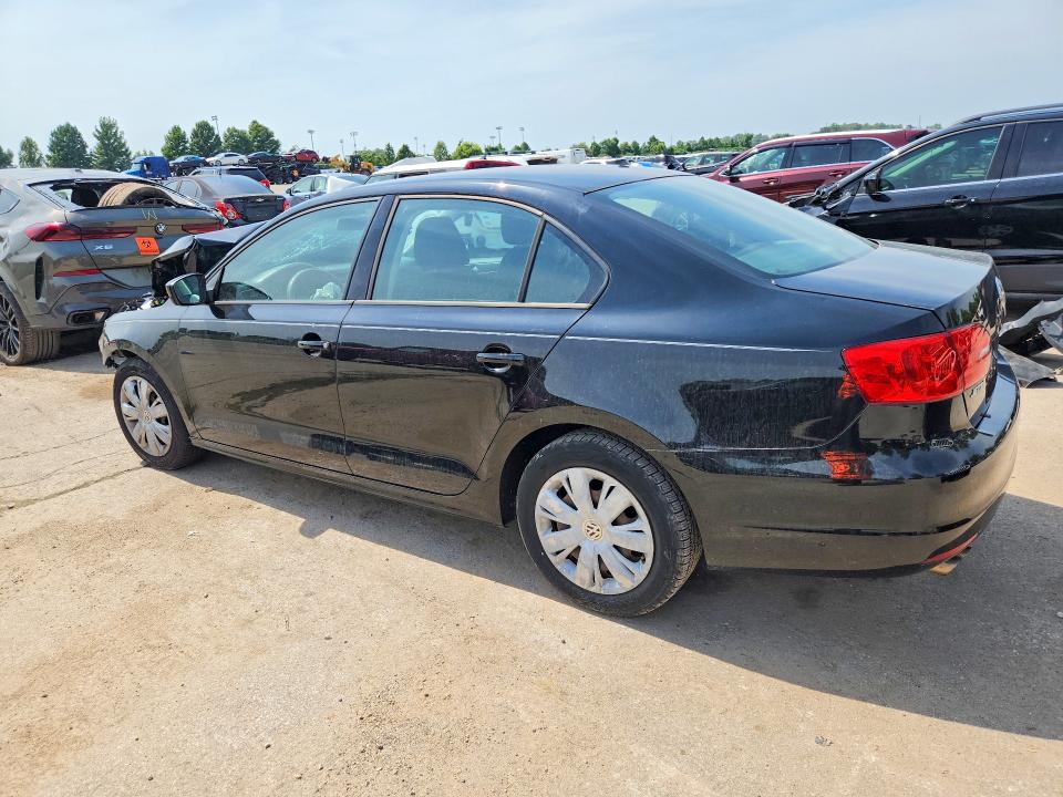 Photo 2 from auction – 2013 VOLKSWAGEN JETTA with VIN 3VW2K7AJ2DM361393