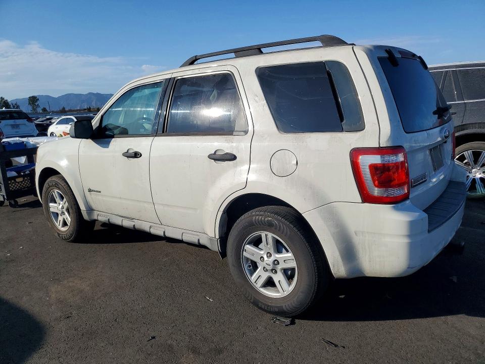 Photo 2 from auction – 2009 FORD ESCAPE with VIN 1FMCU49309KC33430