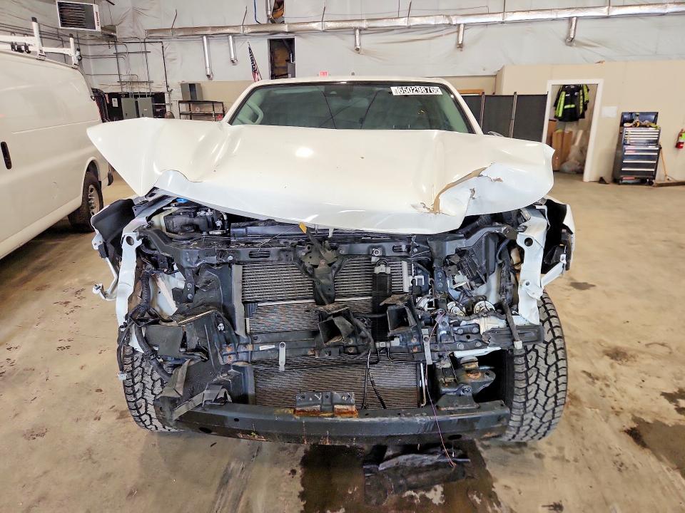Photo 5 from auction – 2024 NISSAN FRONTIER with VIN 1N6ED1CL5RN634021