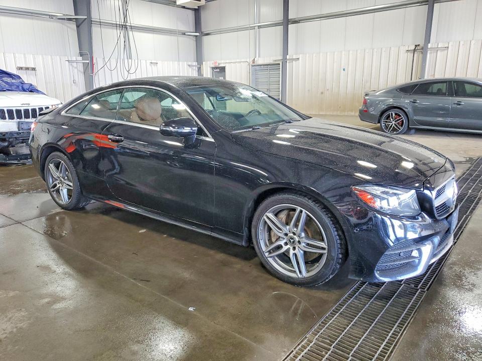 Photo 4 from auction – 2019 MERCEDES-BENZ E with VIN WDD1J6JB5KF116921