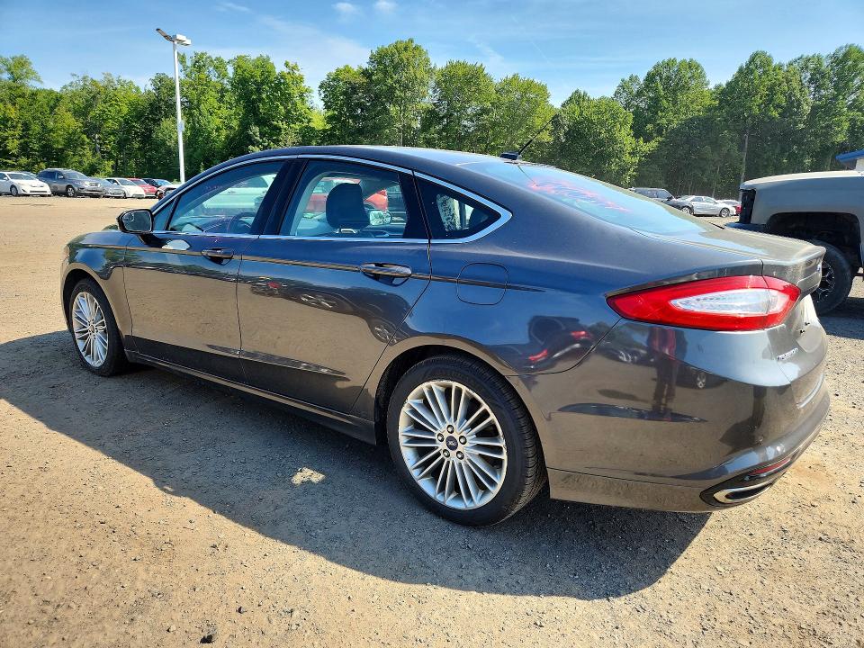 Foto 2 de la subasta – 2016 FORD FUSION con VIN 3FA6P0T95GR294303