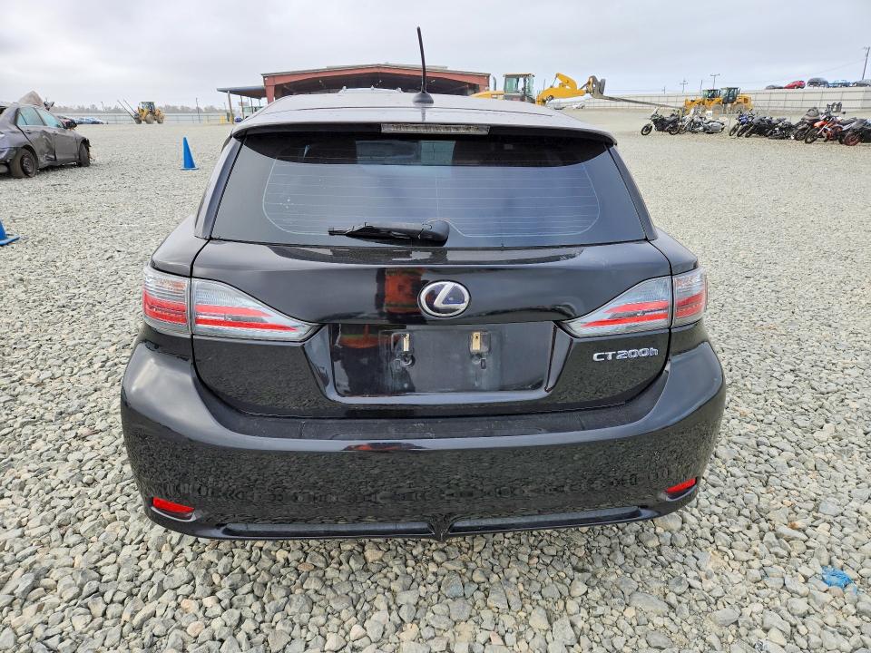 Photo 6 from auction – 2011 LEXUS CT with VIN JTHKD5BH2B2005574
