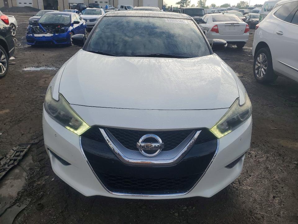 Photo 5 from auction – 2017 NISSAN MAXIMA with VIN 1N4AA6AP1HC452684