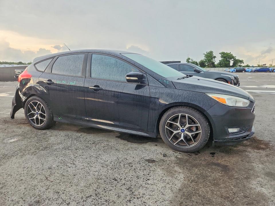 Photo 4 from auction – 2016 FORD FOCUS with VIN 1FADP3K23GL379250