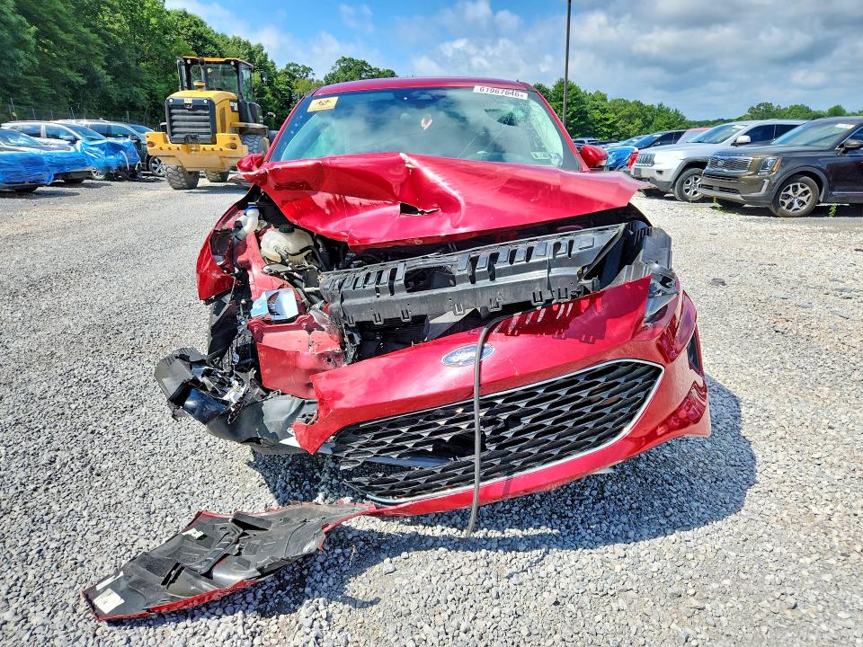 Photo 5 from auction – 2021 FORD ESCAPE with VIN 1FMCU9G62MUA46259