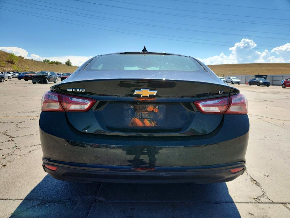 Photo 6 from auction – 2020 CHEVROLET MALIBU with VIN 1G1ZD5ST6LF010042