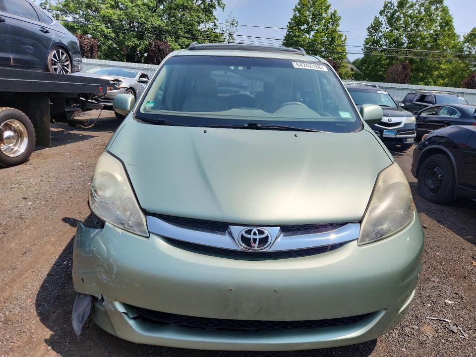 Photo 5 from auction – 2006 TOYOTA SIENNA with VIN 5TDBA22C96S075326