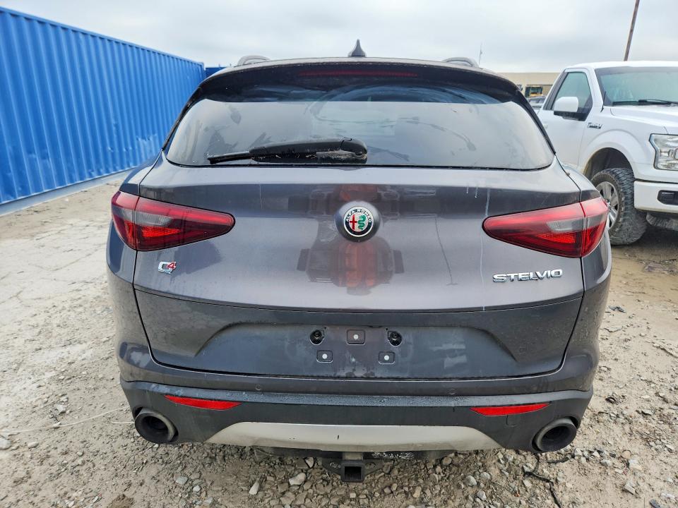 Photo 6 from auction – 2018 ALFA ROMEO STELVIO with VIN ZASFAKNN3J7B91646