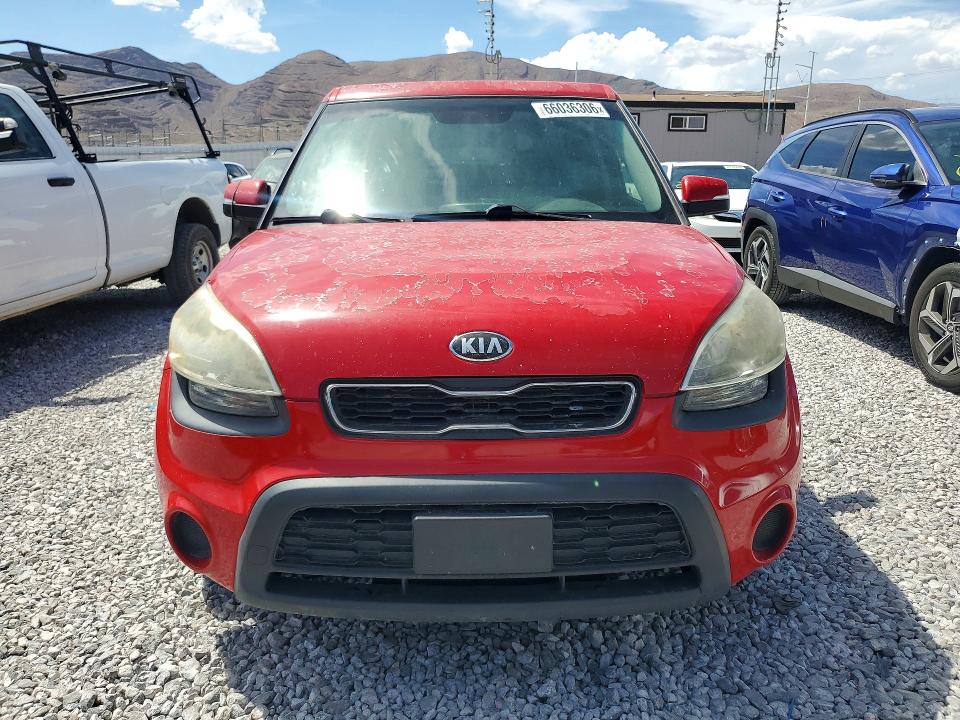 Photo 5 from auction – 2013 KIA SOUL with VIN KNDJT2A63D7626679
