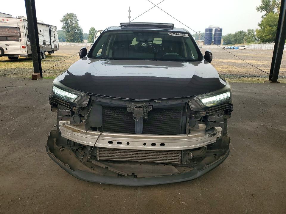 Photo 5 from auction – 2019 ACURA RDX with VIN 5J8TC1H38KL024753