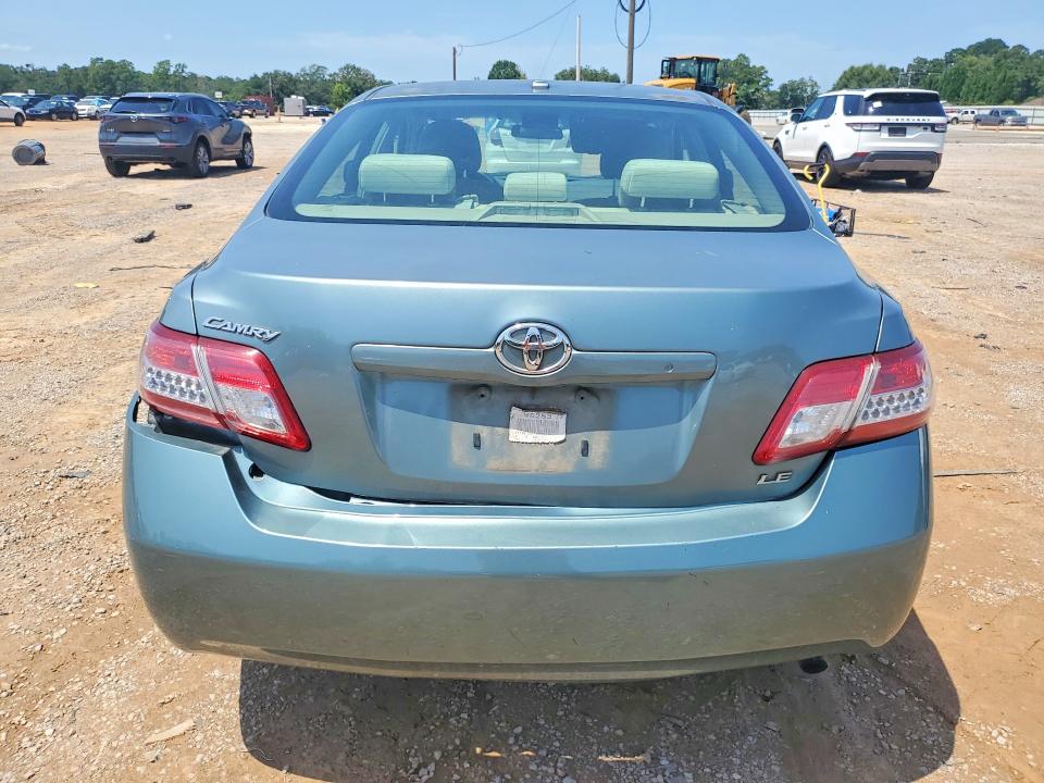 Photo 6 from auction – 2011 TOYOTA CAMRY with VIN 4T1BF3EK7BU700947