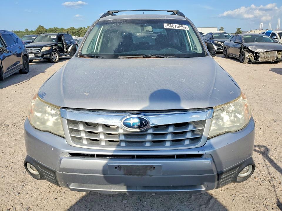 Photo 5 from auction – 2012 SUBARU FORESTER with VIN JF2SHBEC7CH412911