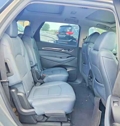 Photo 10 from auction – 2019 BUICK ENCLAVE with VIN 5GAEVAKW9KJ203613