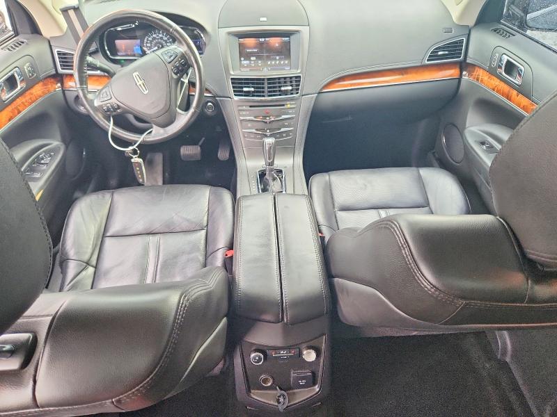 Photo 8 from auction – 2013 LINCOLN MKT with VIN 2LMHJ5AT7DBL56374