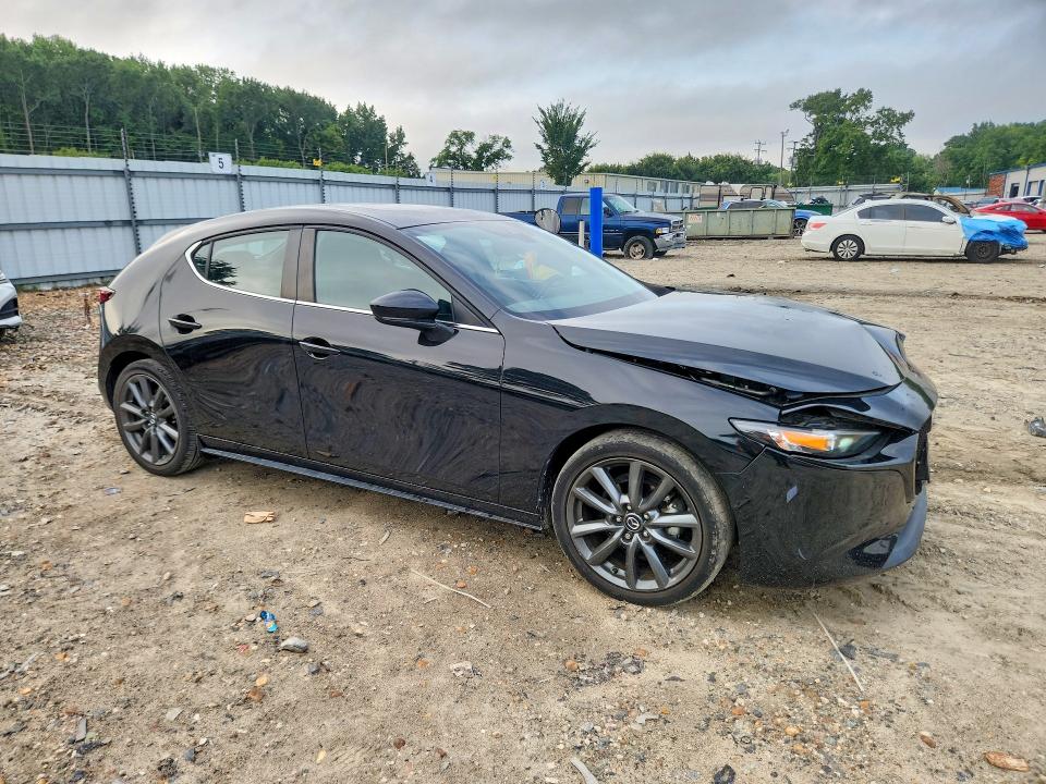 Photo 4 from auction – 2022 MAZDA 3 with VIN JM1BPALL3N1502101