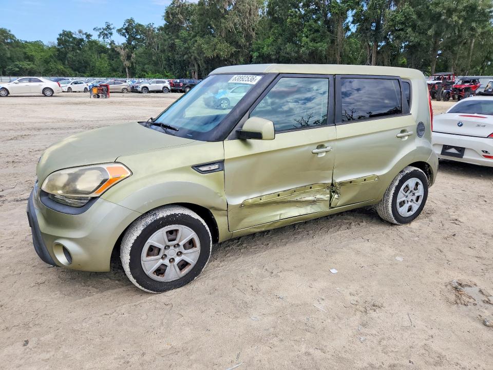 KIA SOUL 2013 z numerem VIN KNDJT2A52D7627040 - Zdjęcie z aukcji