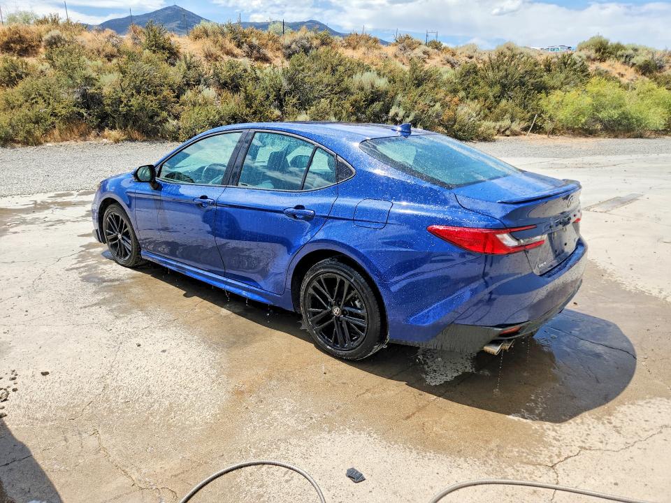 Photo 2 from auction – 2025 TOYOTA CAMRY with VIN 4T1DAACK2SU036023