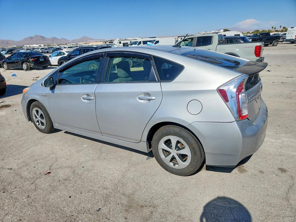 Photo 2 from auction – 2012 TOYOTA PRIUS with VIN JTDKN3DU0C1545042