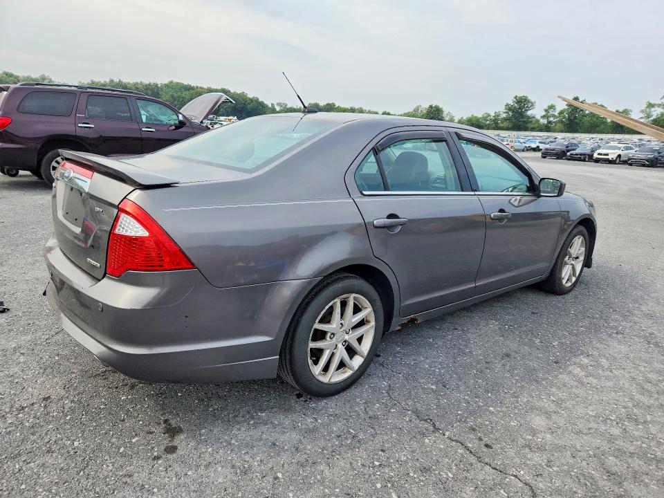 Photo 3 from auction – 2011 FORD FUSION with VIN 3FAHP0JG9BR205464