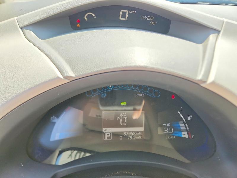Photo 9 from auction – 2012 NISSAN LEAF with VIN JN1AZ0CP5CT019121