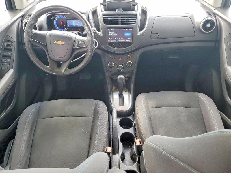 Photo 8 from auction – 2016 CHEVROLET TRAX with VIN 3GNCJKSB9GL274127