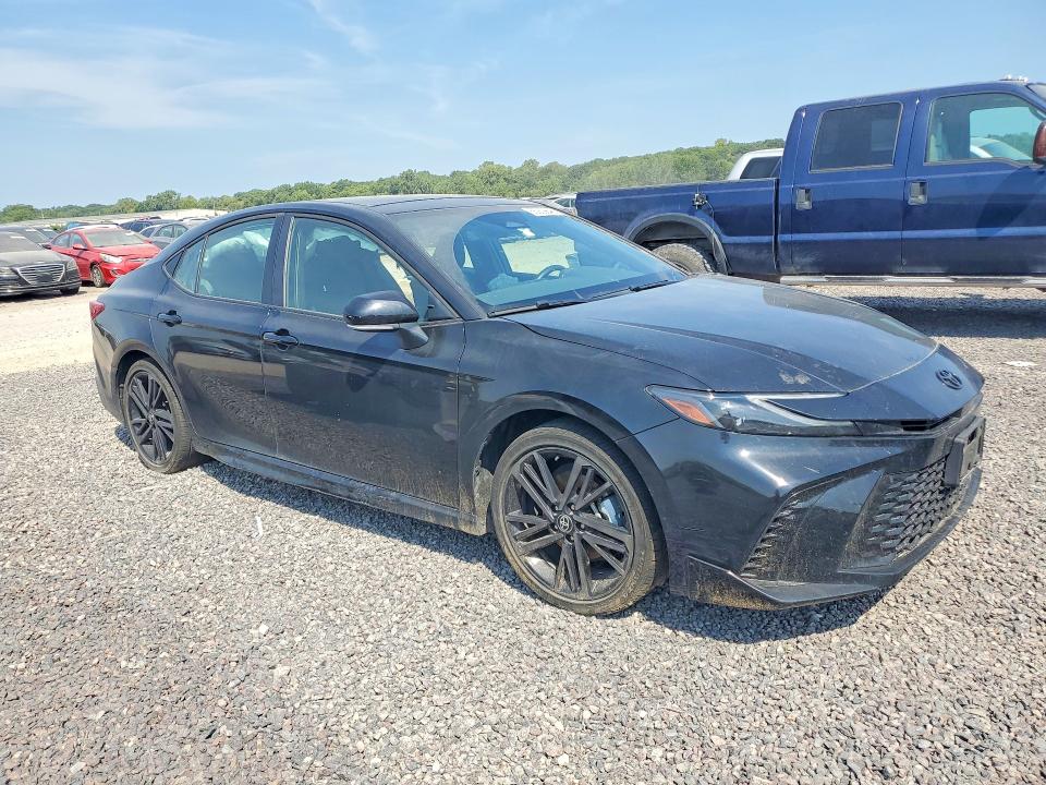 Photo 4 from auction – 2025 TOYOTA CAMRY with VIN 4T1DBADK1SU005485