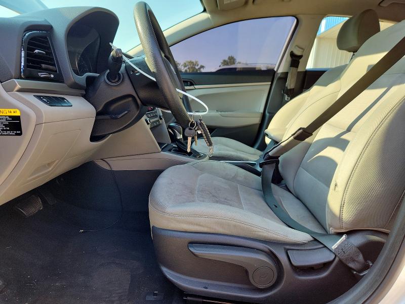 Photo 7 from auction – 2017 HYUNDAI ELANTRA with VIN 5NPD74LF7HH102544