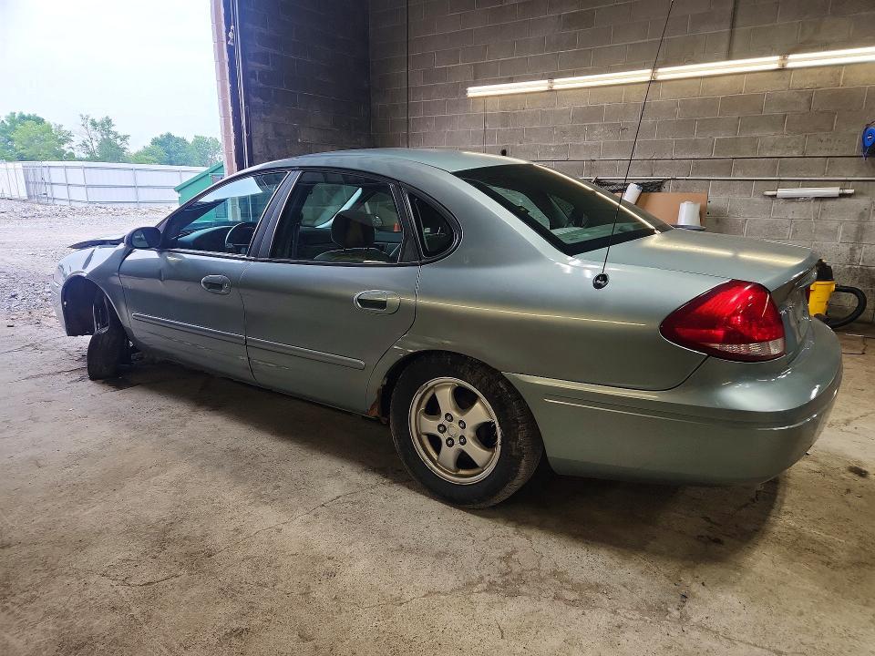 Photo 2 from auction – 2006 FORD TAURUS with VIN 1FAFP53U46A185941
