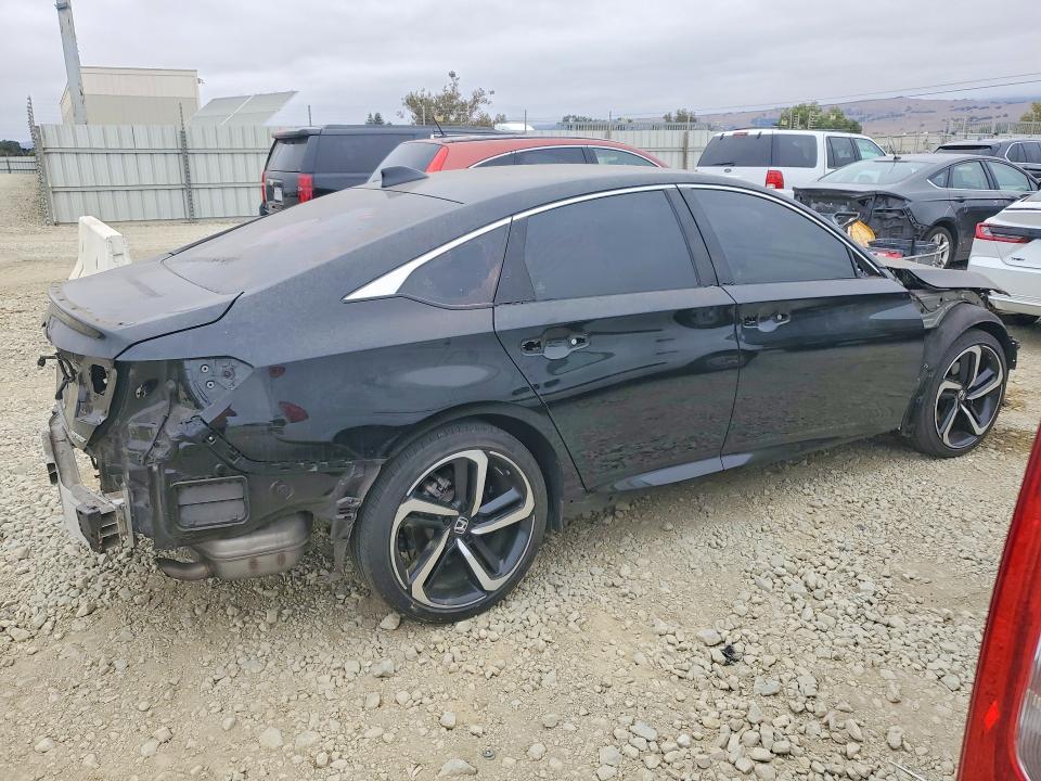 Снимка 3 от търг – 2022 HONDA ACCORD с VIN 1HGCV1F37NA095603
