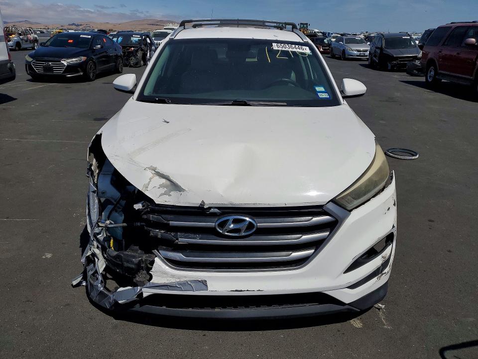 Photo 5 from auction – 2017 HYUNDAI TUCSON with VIN KM8J33A47HU271216