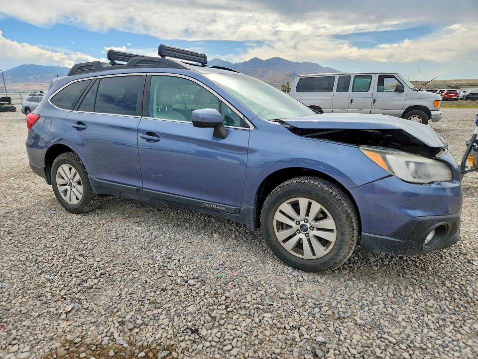 Photo 4 from auction – 2016 SUBARU OUTBACK with VIN 4S4BSACC7G3280812