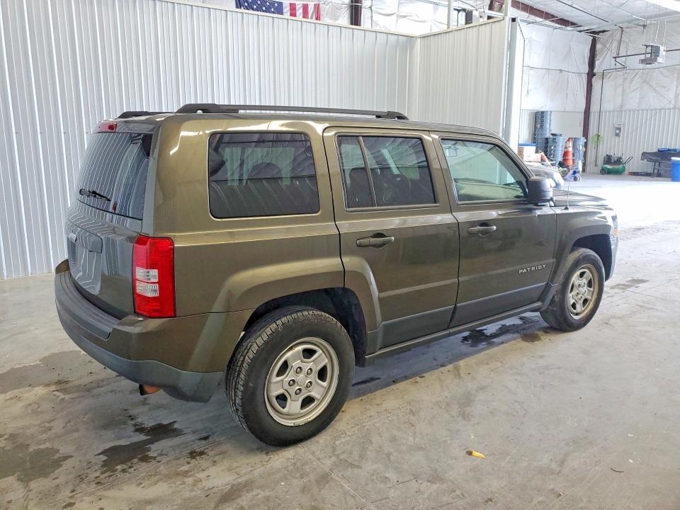 Photo 3 from auction – 2015 JEEP PARTROIT with VIN 1C4NJPBB3FD414093