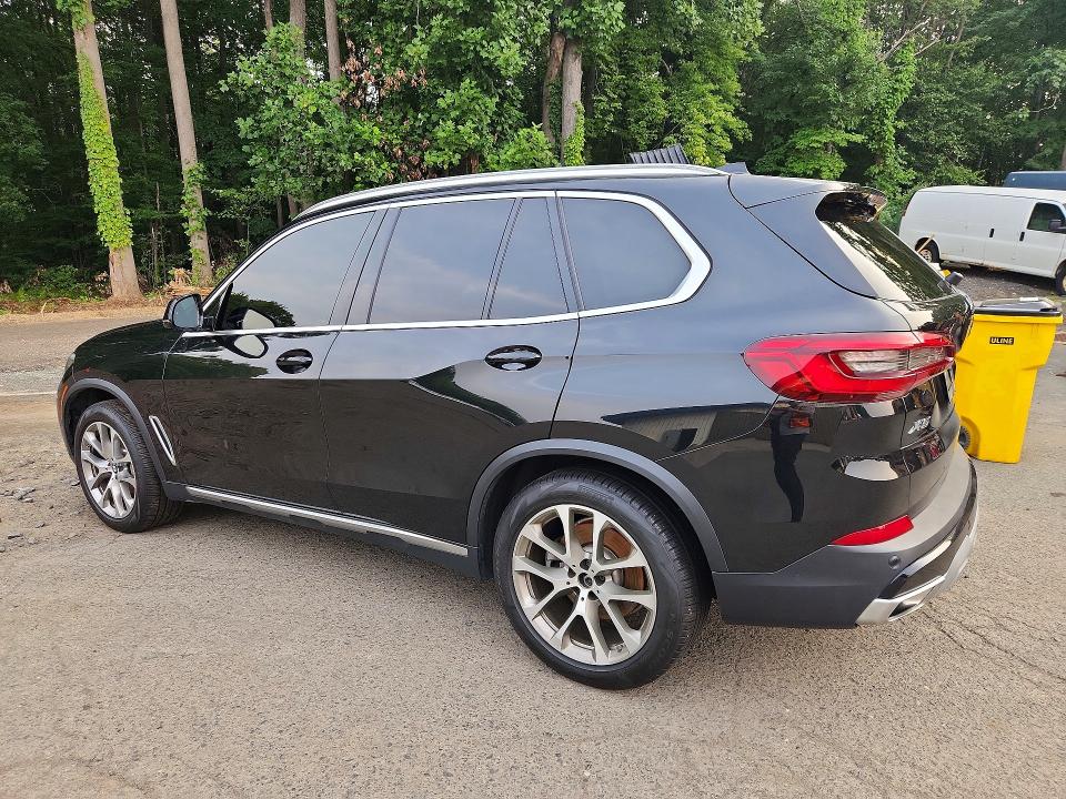 Photo 2 from auction – 2020 BMW X5 with VIN 5UXCR6C09L9B84809