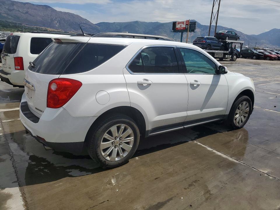 Photo 3 from auction – 2010 CHEVROLET EQUINOX with VIN 2CNFLNEYXA6375556