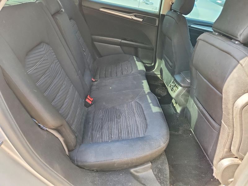 Photo 10 from auction – 2016 FORD FUSION with VIN 3FA6P0H72GR186535