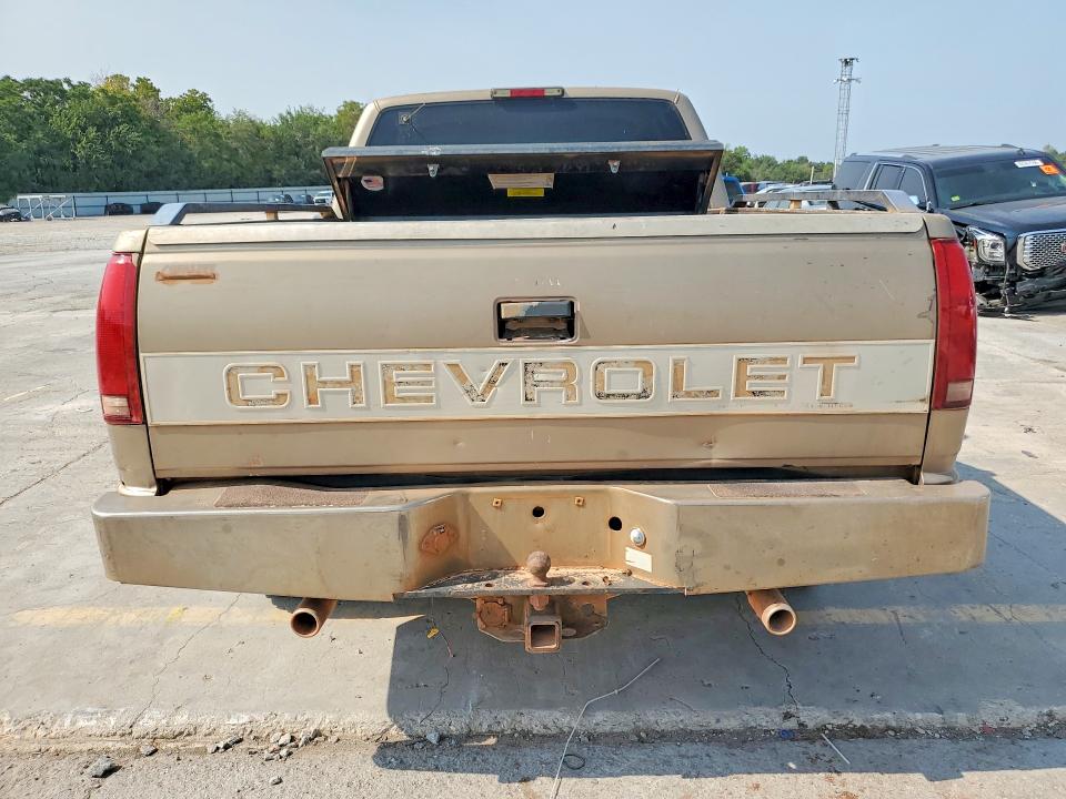 Фото 6 с аукциона – 1995 CHEVROLET GMT-400 с VIN 2GCEC19K4S1175835
