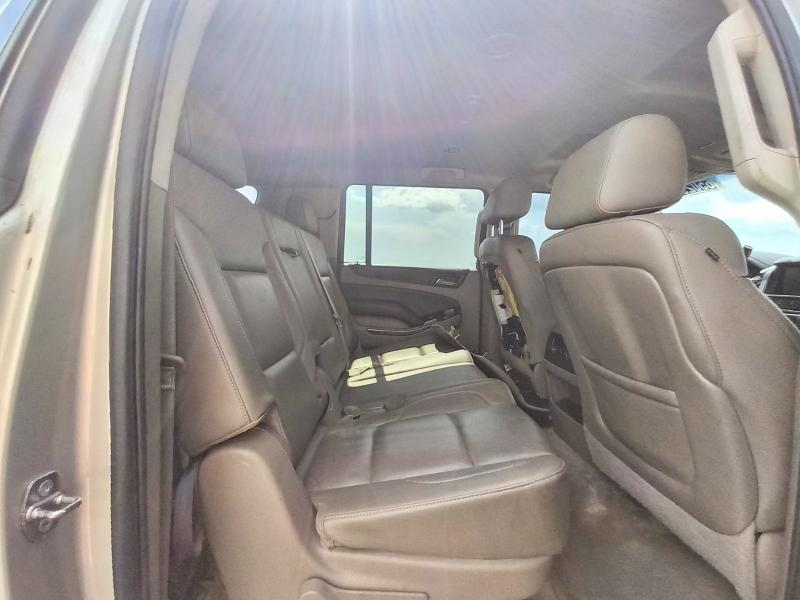 Photo 11 from auction – 2015 CHEVROLET SUBURBAN with VIN 1GNSCJKC8FR555142